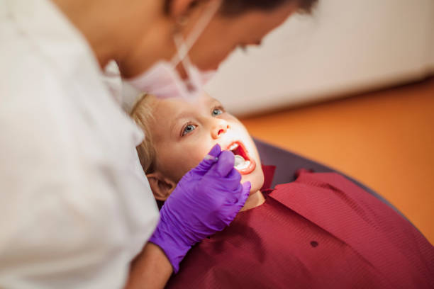 Best Emergency Gum Treatment in Country Clu, FL